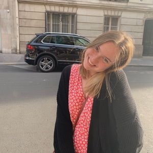 Meet your Posher, Lily